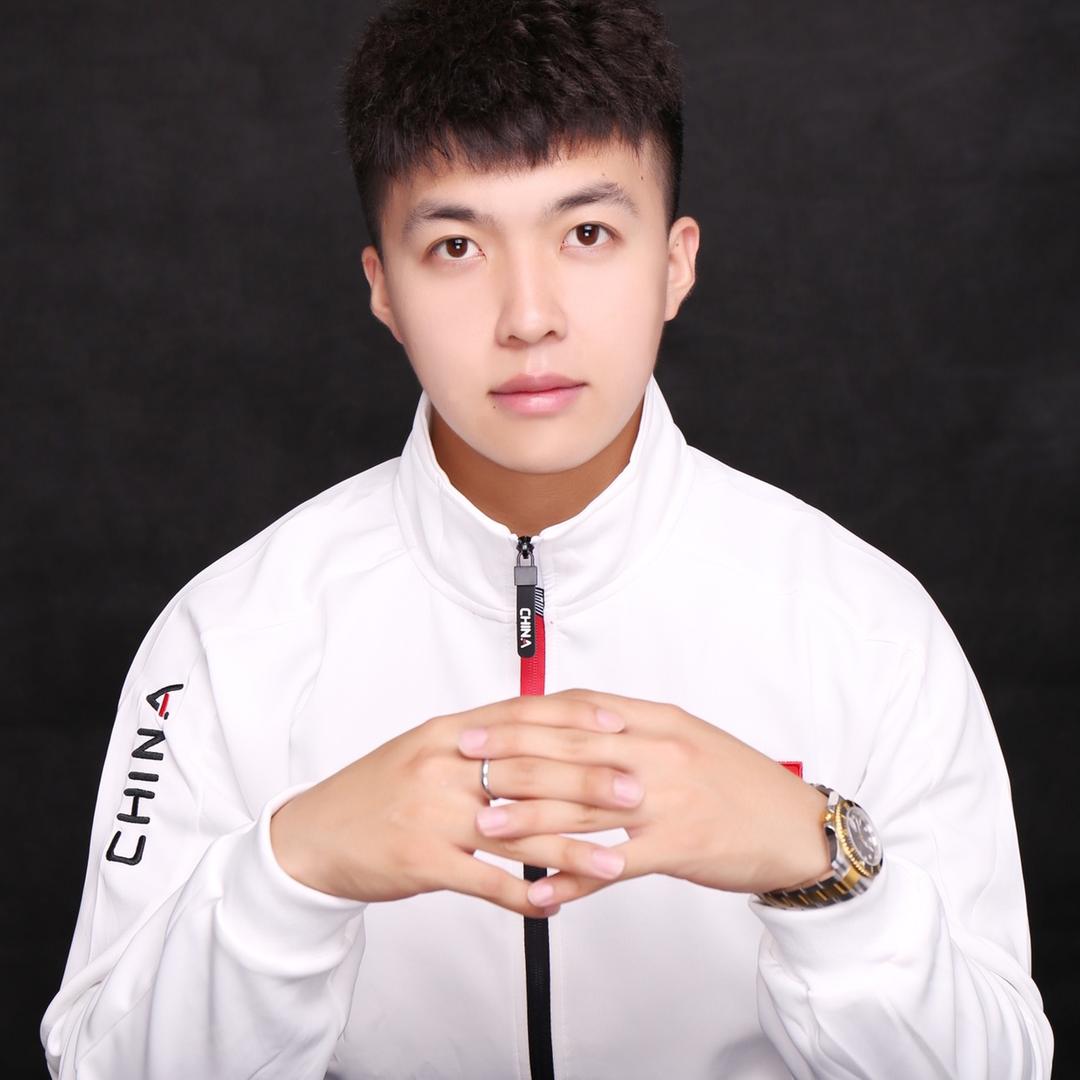 秦恒傲_