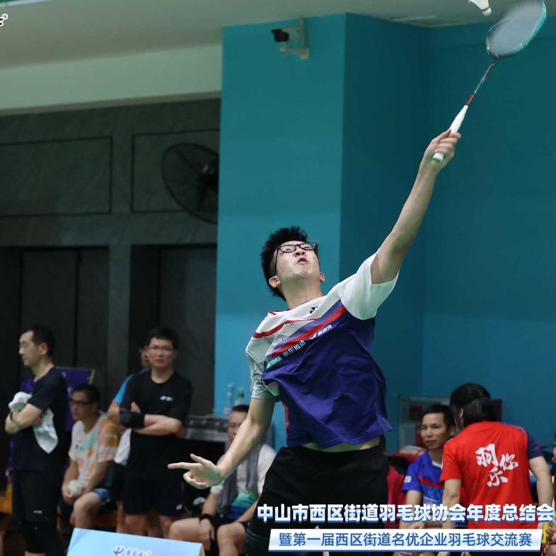 Carl🏸️🏸️