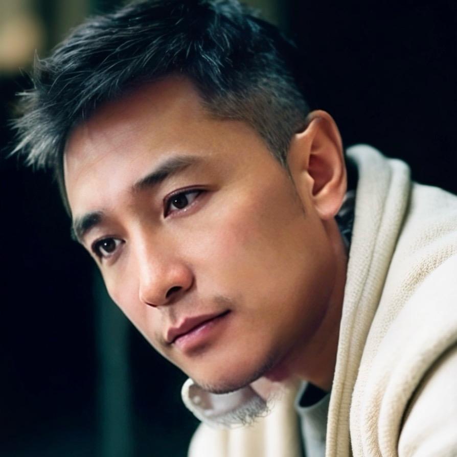 一杯浊酒🍺敬余生