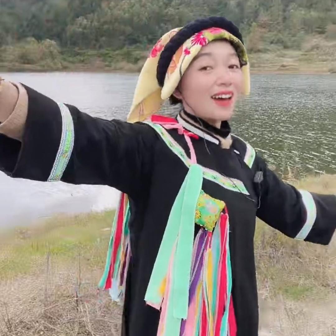罗家姑娘