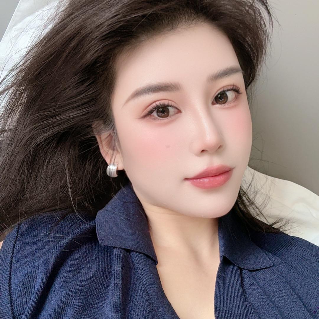徐漂亮（芭莎水貂皮草已上新）