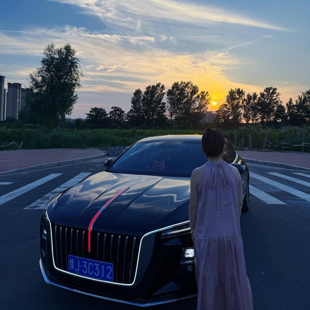 红旗小美