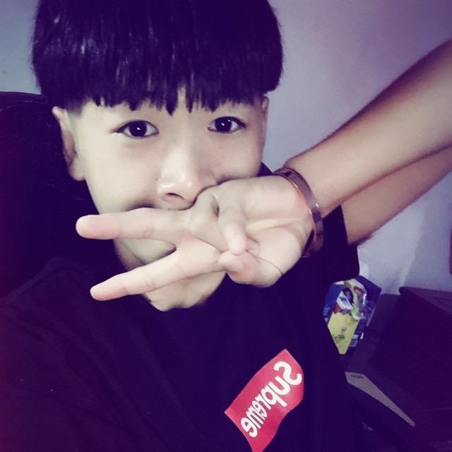 跟着小阿弟买