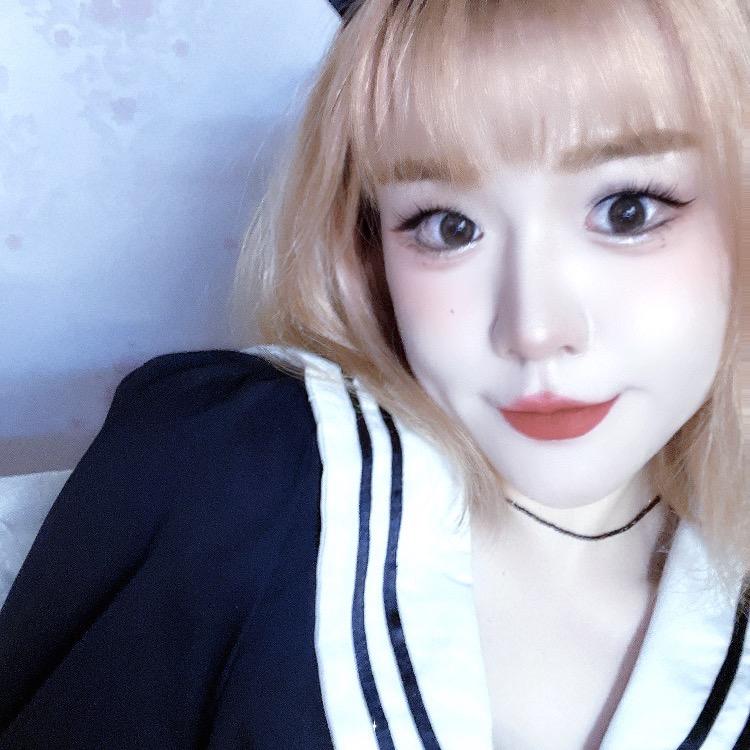 吧唧一口wenjing
