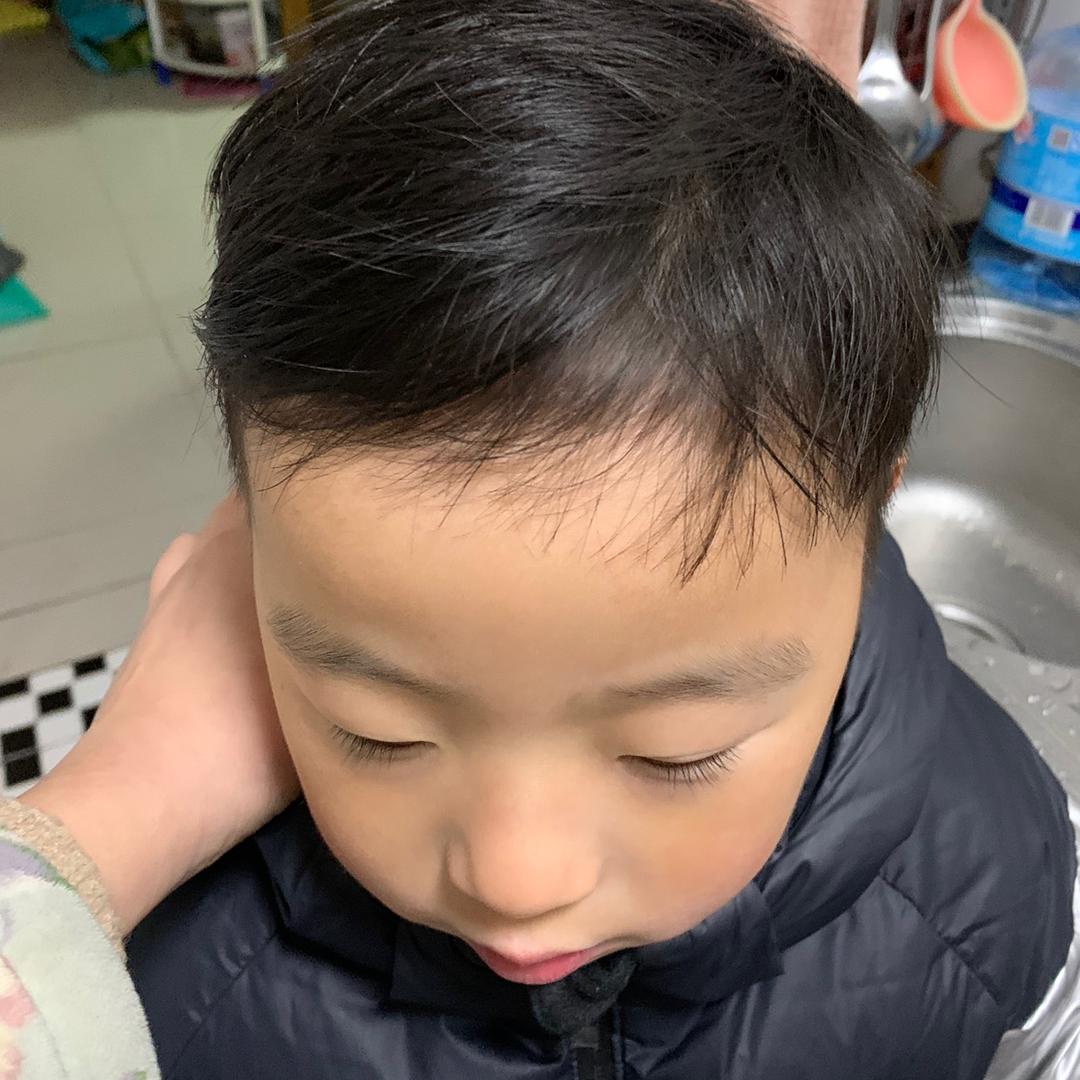 脑瓜子嗡嗡哒