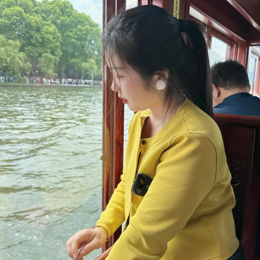 小小鸭梨🍐