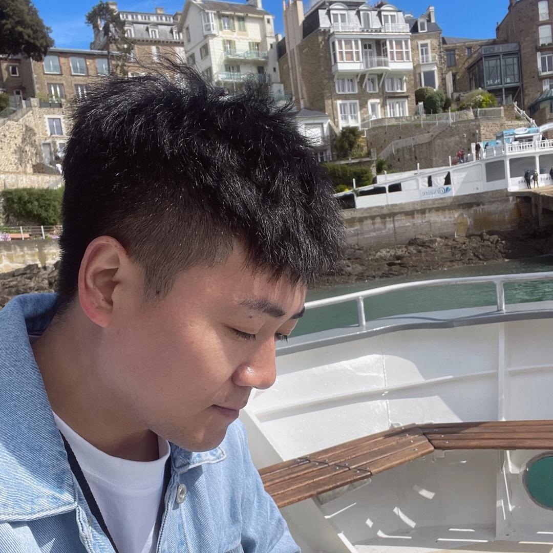 邓小年