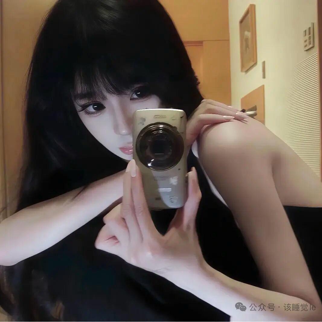 深情的小美.