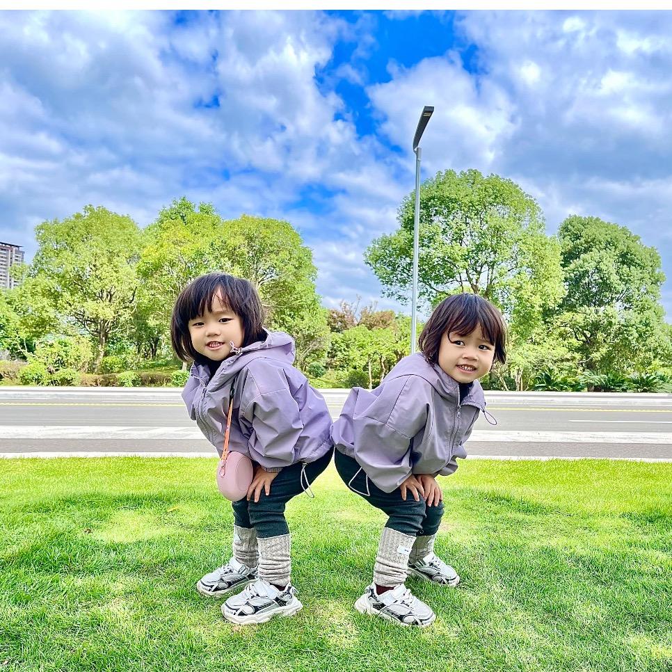 侯家两只牛