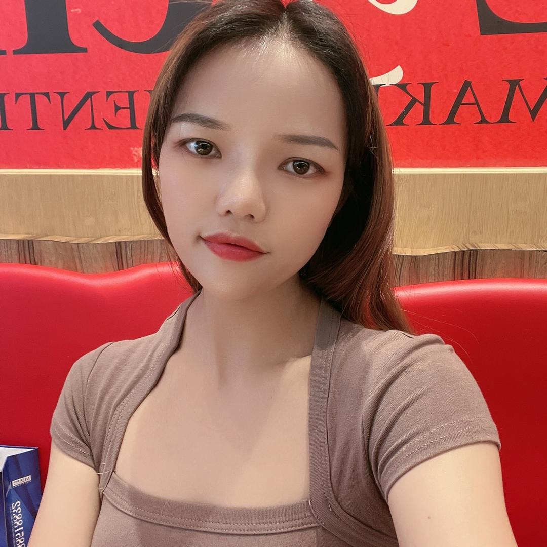 小青爱唱歌