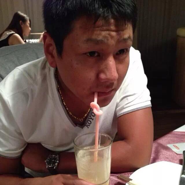 元