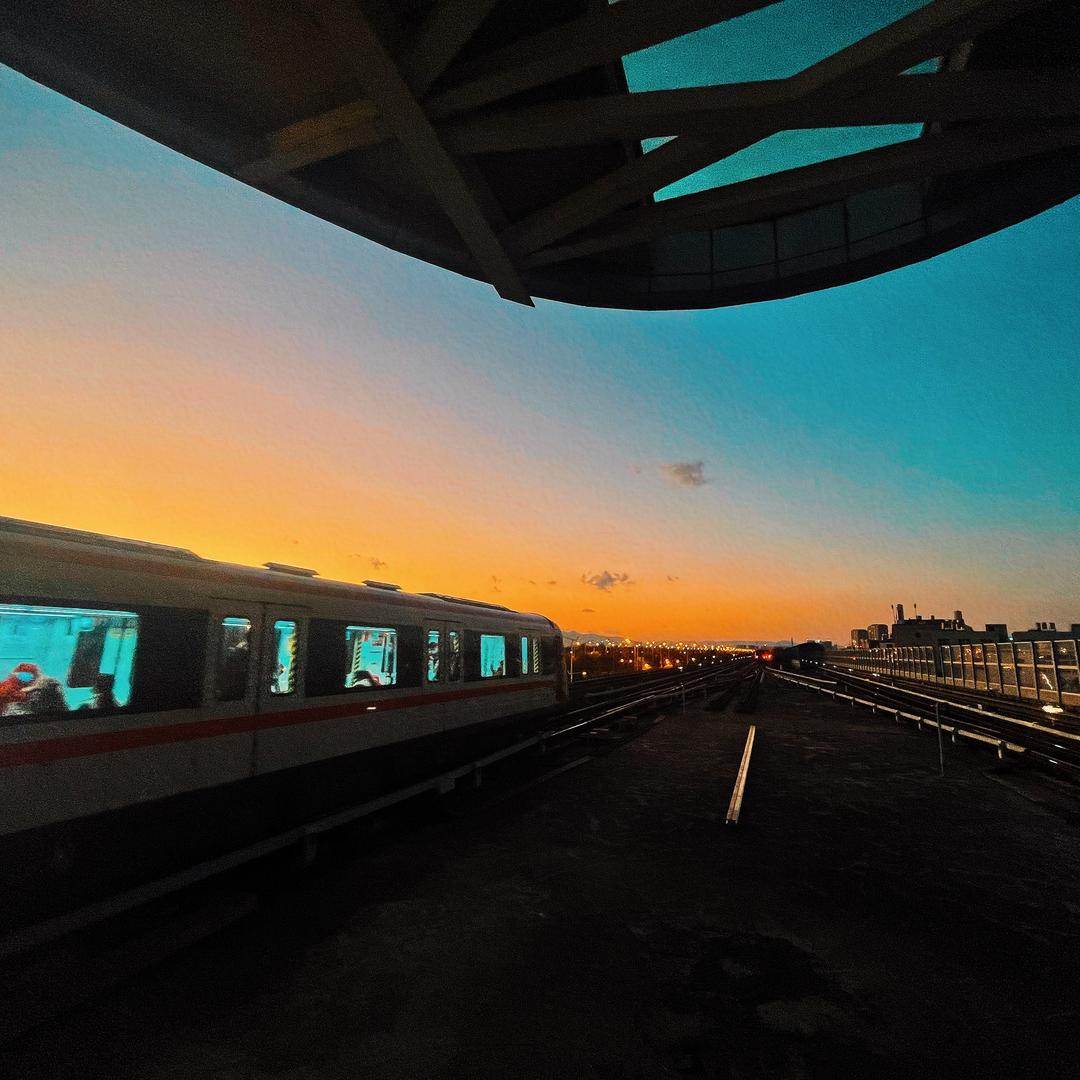 勇敢的人先享受世界