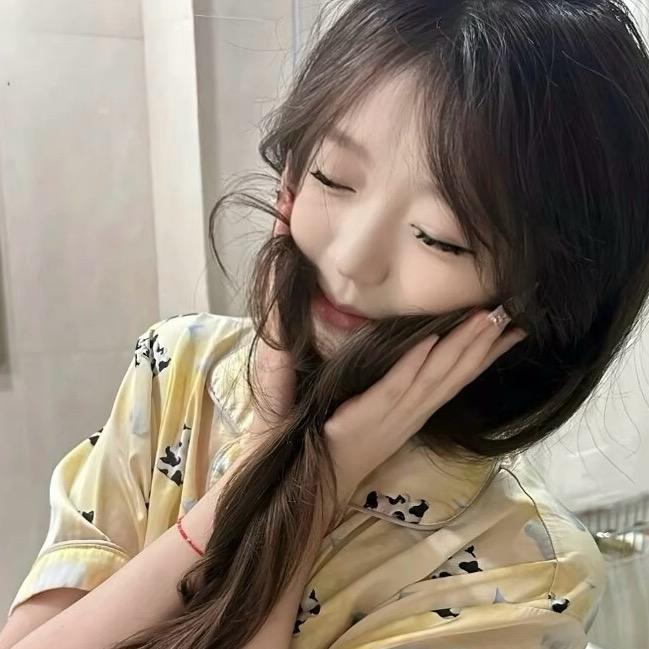有点小欣事^