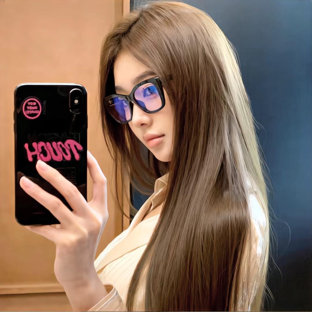yy.