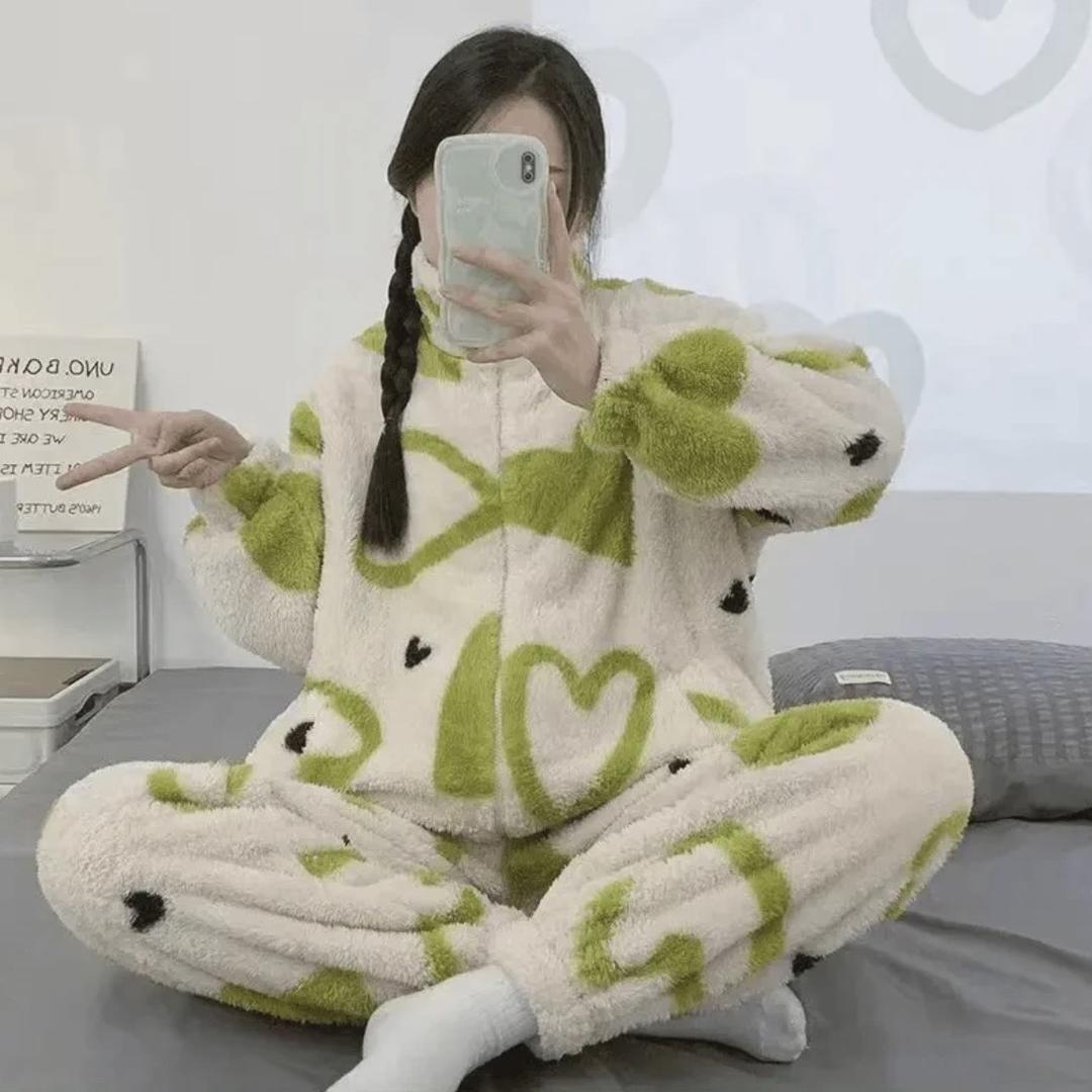 源圣服饰睡衣