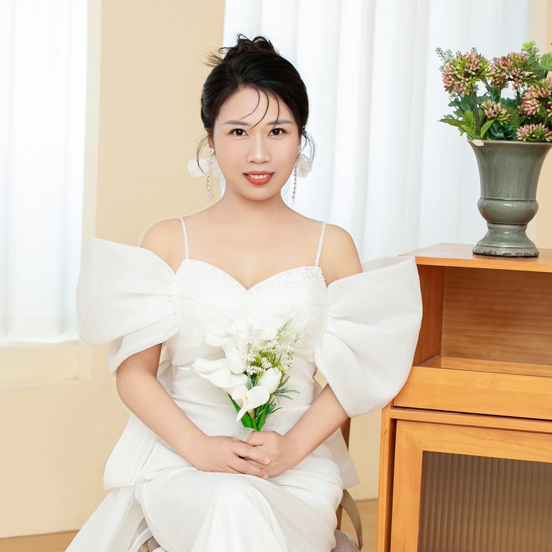 艾菲尔婚纱婚礼会馆