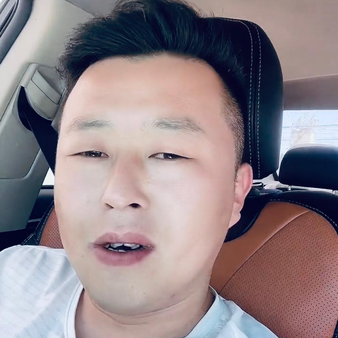 上海小兰二手车01