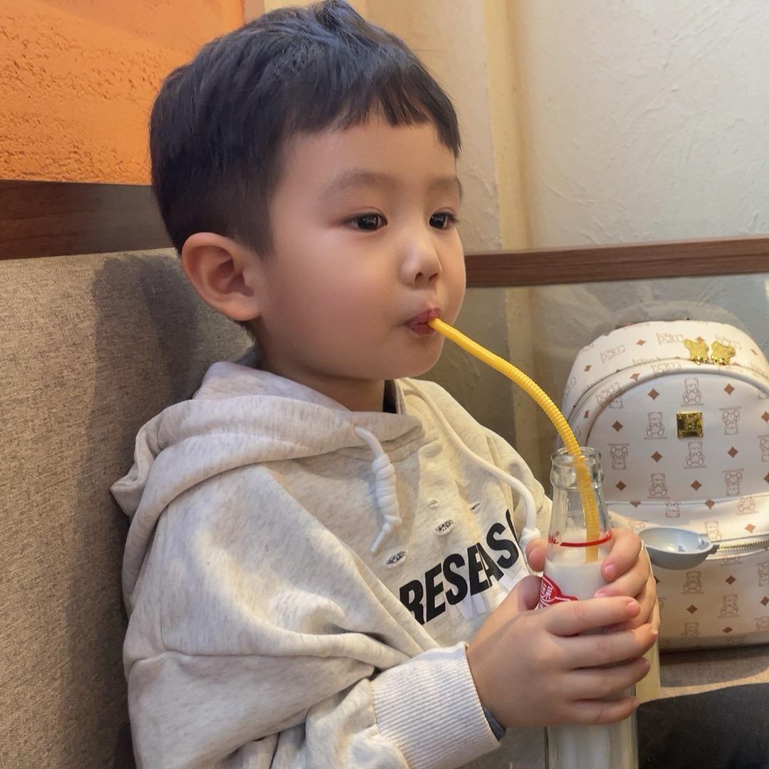 美琪带娃