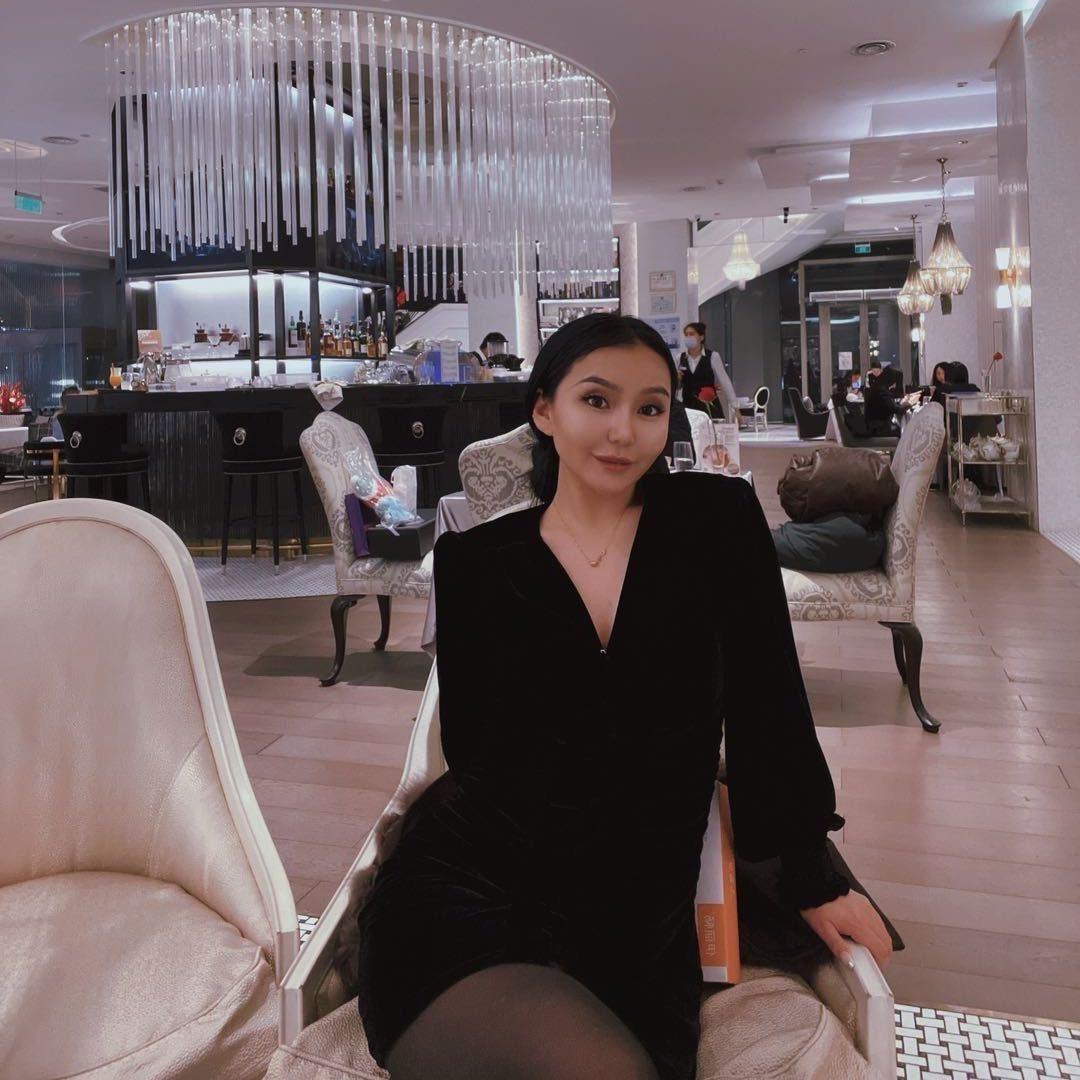 希曼宁联创：𝐛𝐨𝐭𝐚