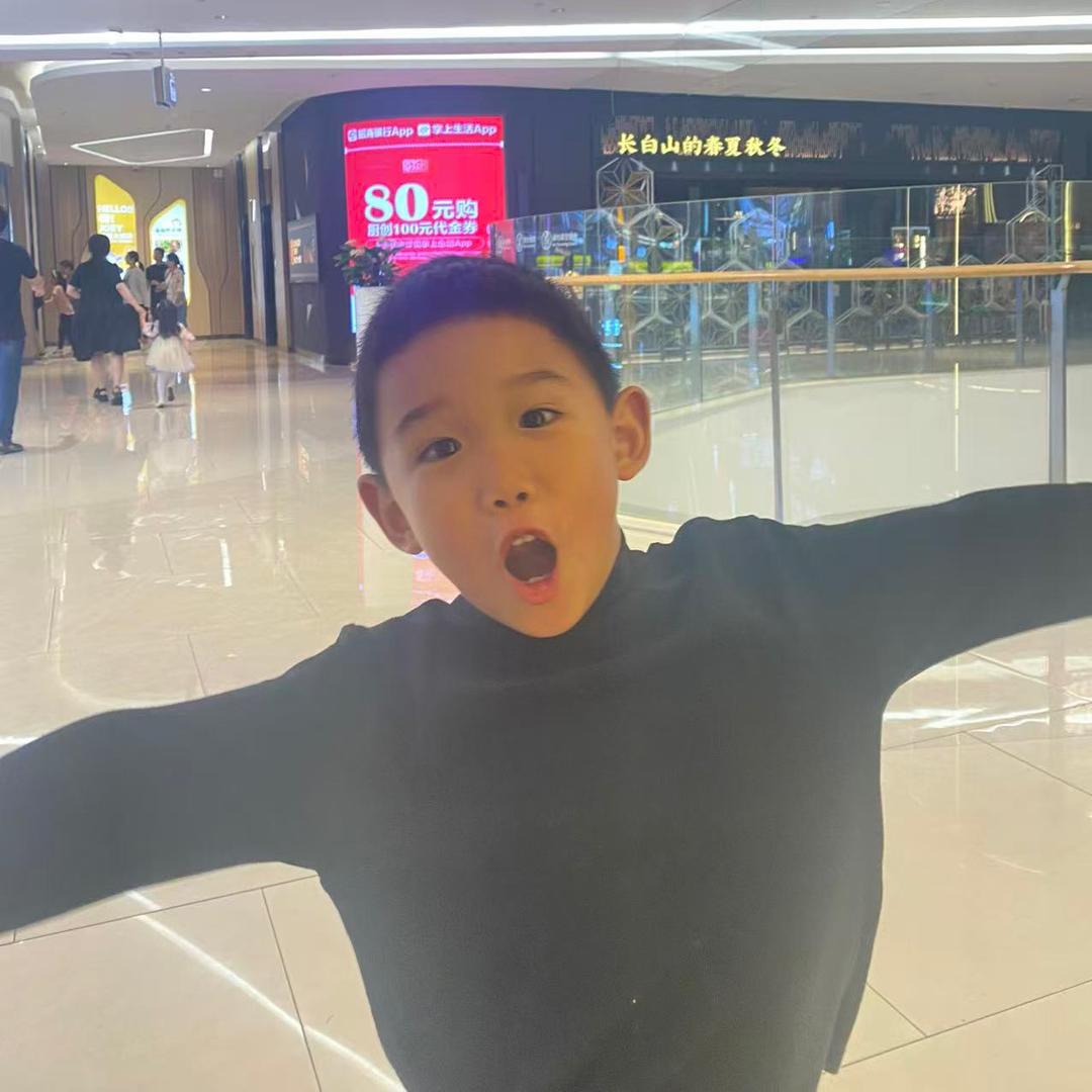 嘟嘟嘟的小红花