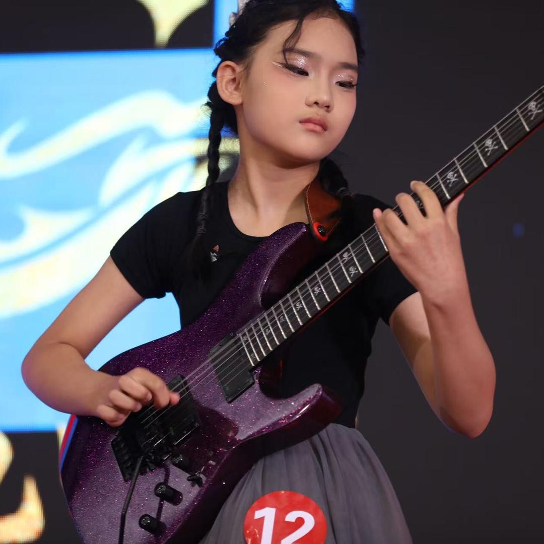 霹雳贝贝⚡🎸