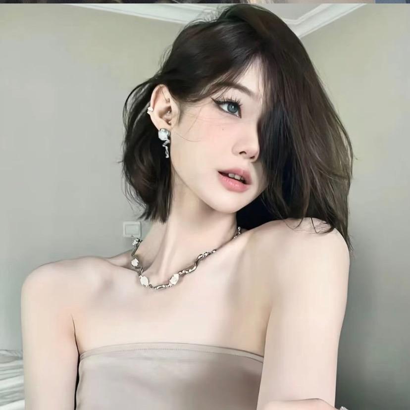徐徐.