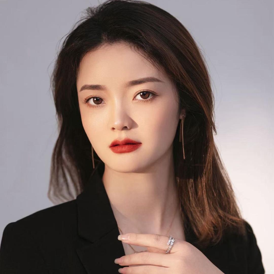 三合瑜伽普拉提易易老师