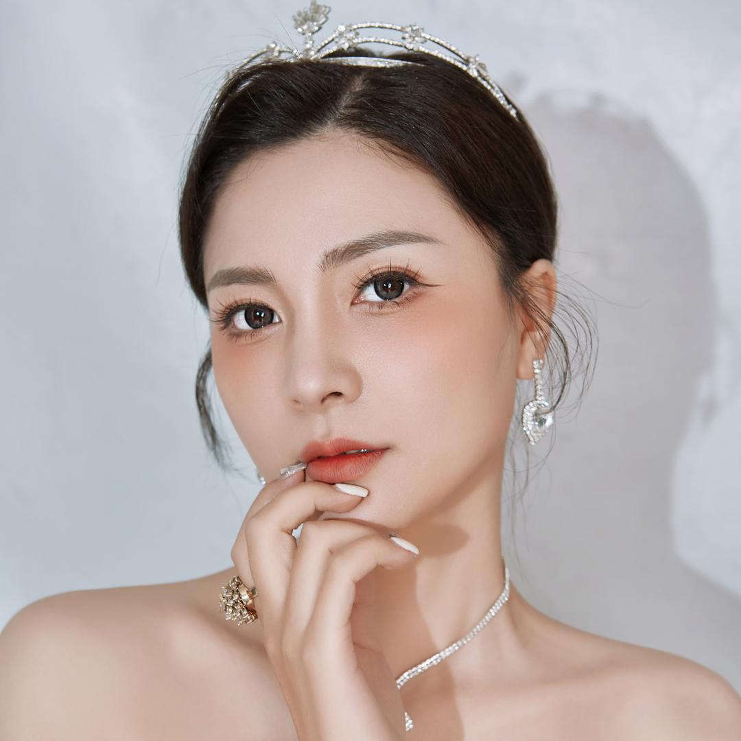 Ainube安卜美妆旗舰店直播间