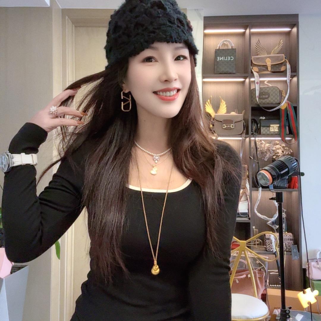 依E姐（虹桥直播晚7:00-12:）