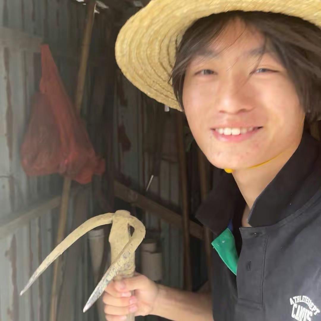 农家大学生阿颖