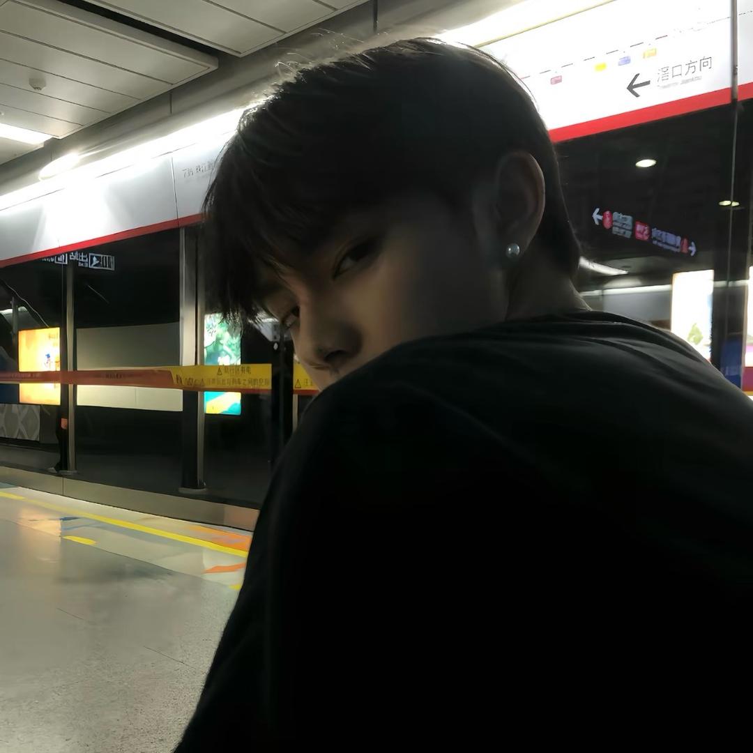 kris ㅤㅤㅤㅤ