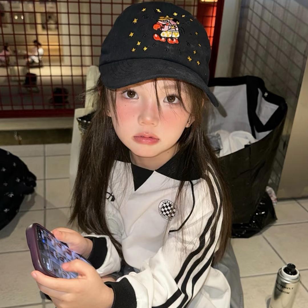 别嘲笑我的双下巴了