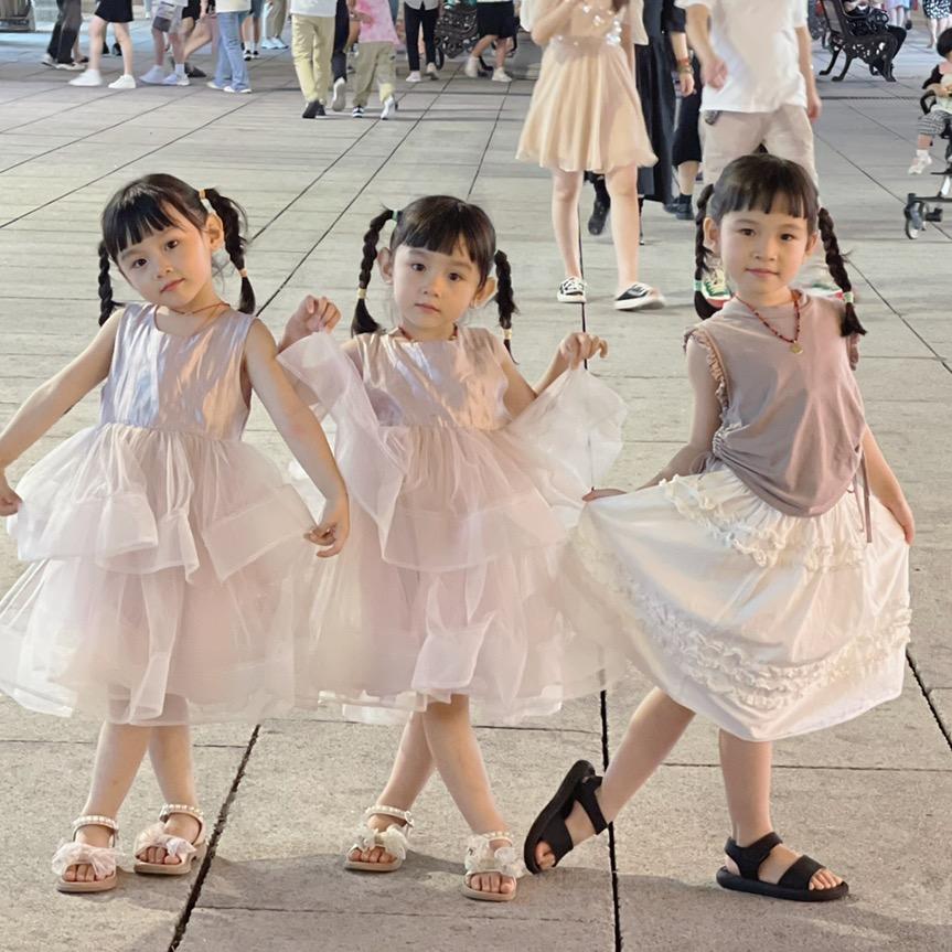 双胞胎👭大大小小