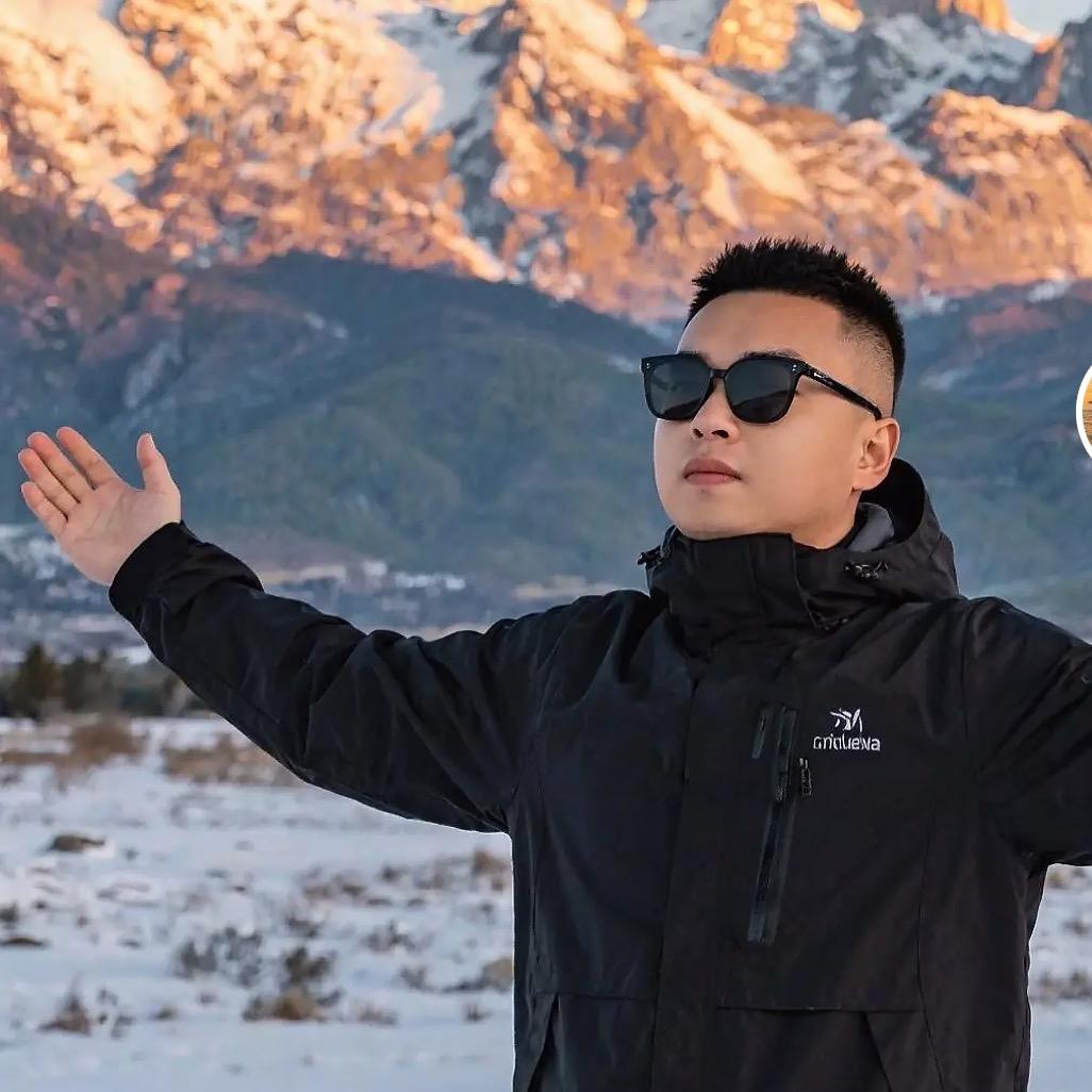 养田园犬的阿蔡