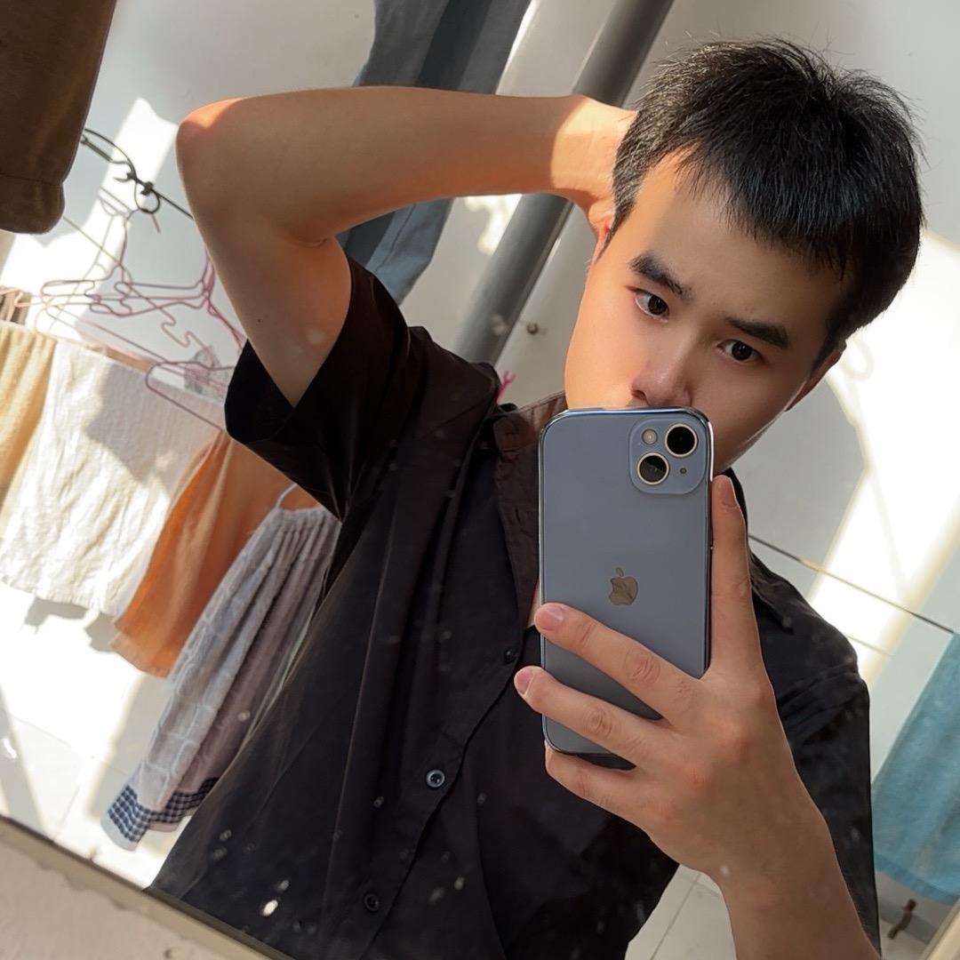 @亿万总裁潘少