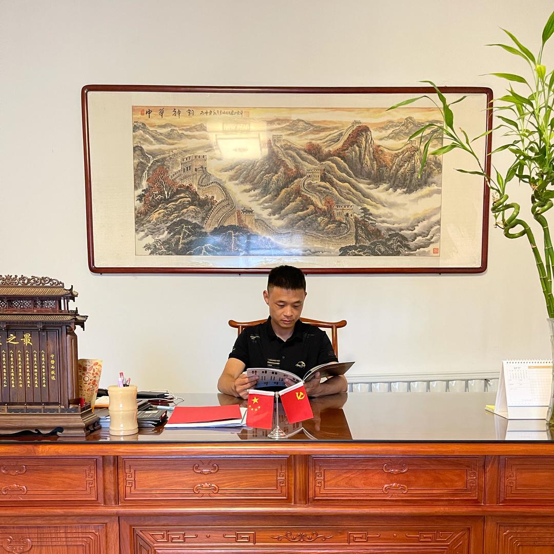 强宏铜门铜艺