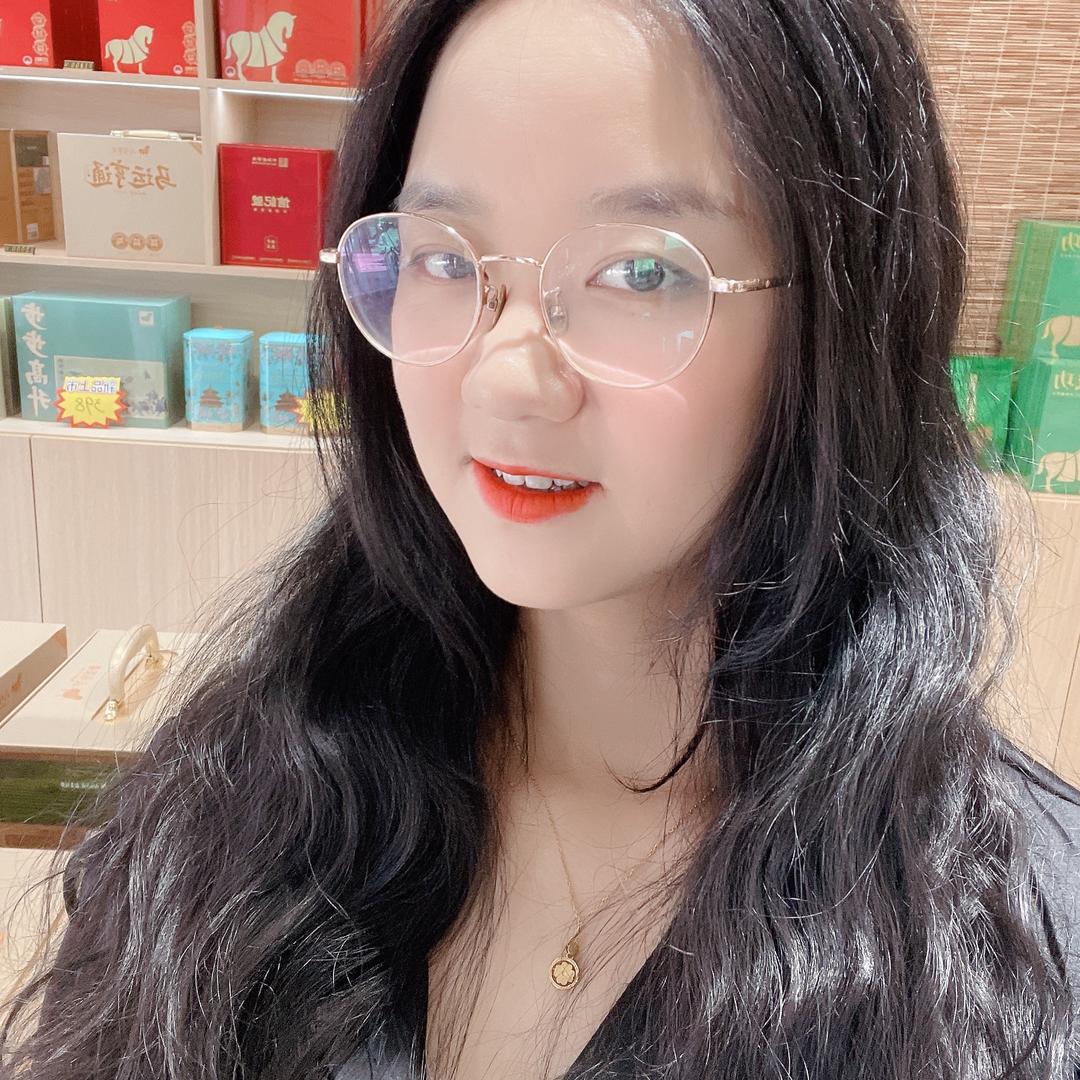 喝茶的小方