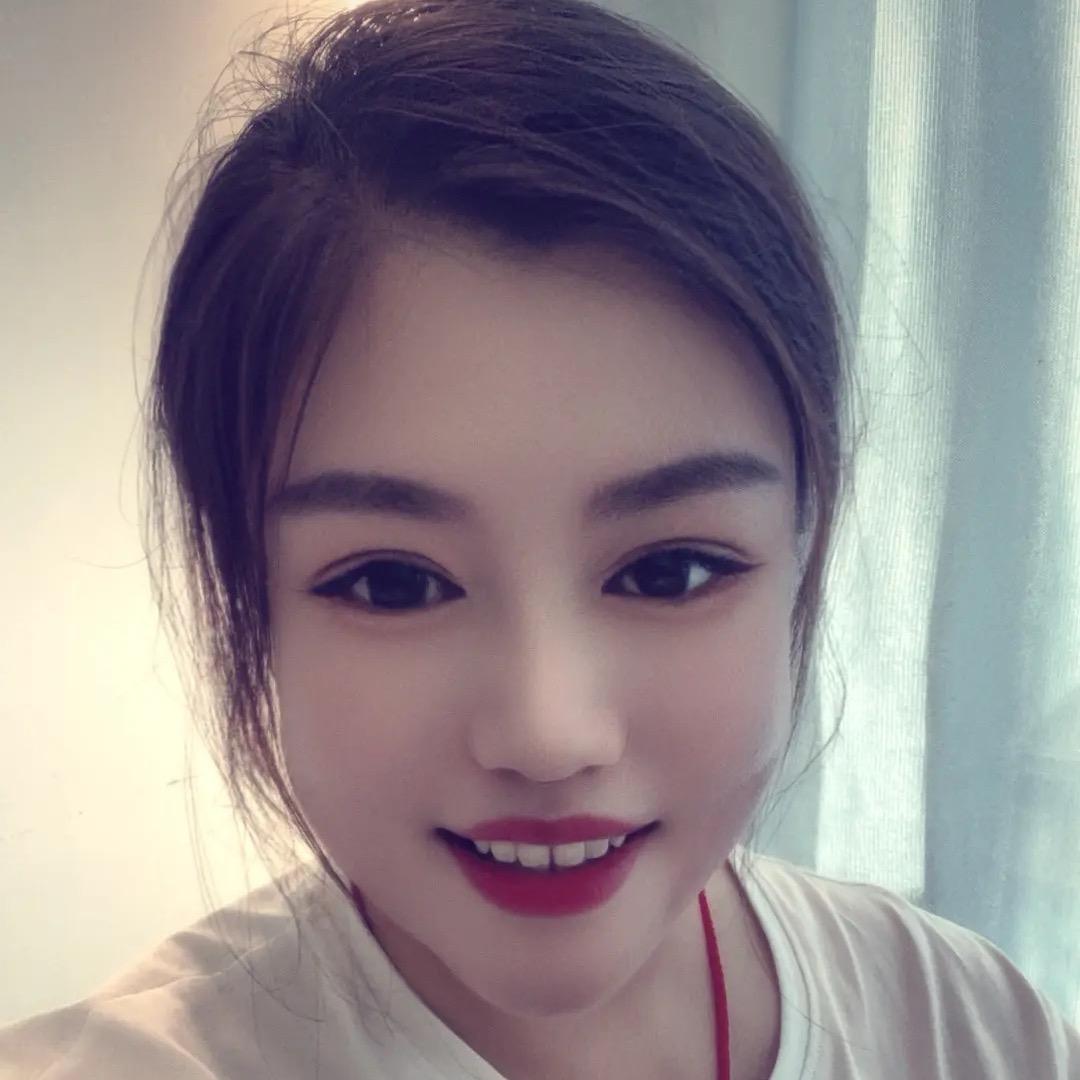 💰 是静静吖💰