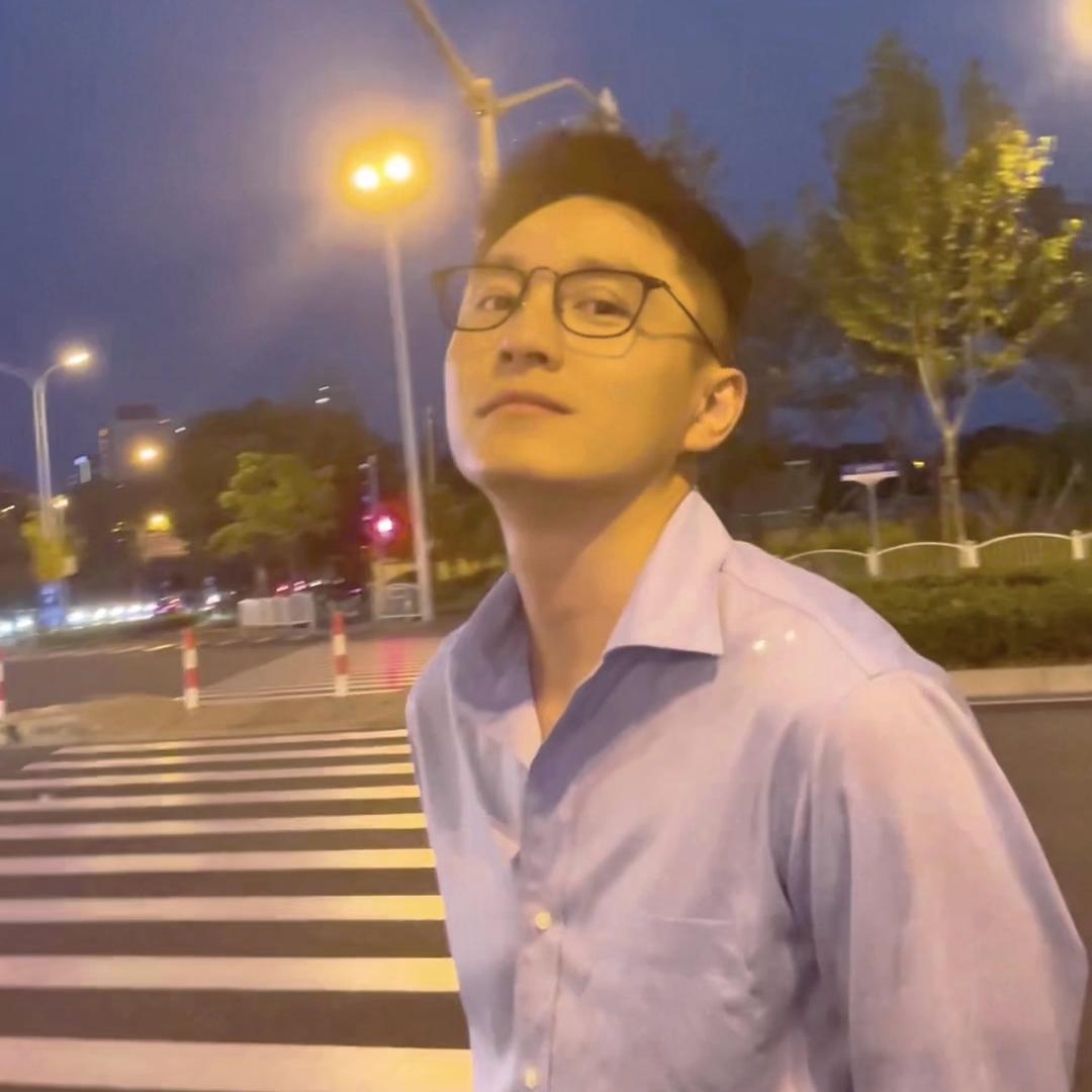 双目瞿