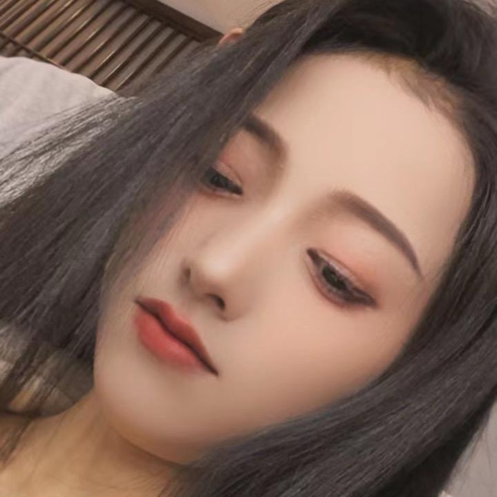 时光划破青春，嫣然一笑