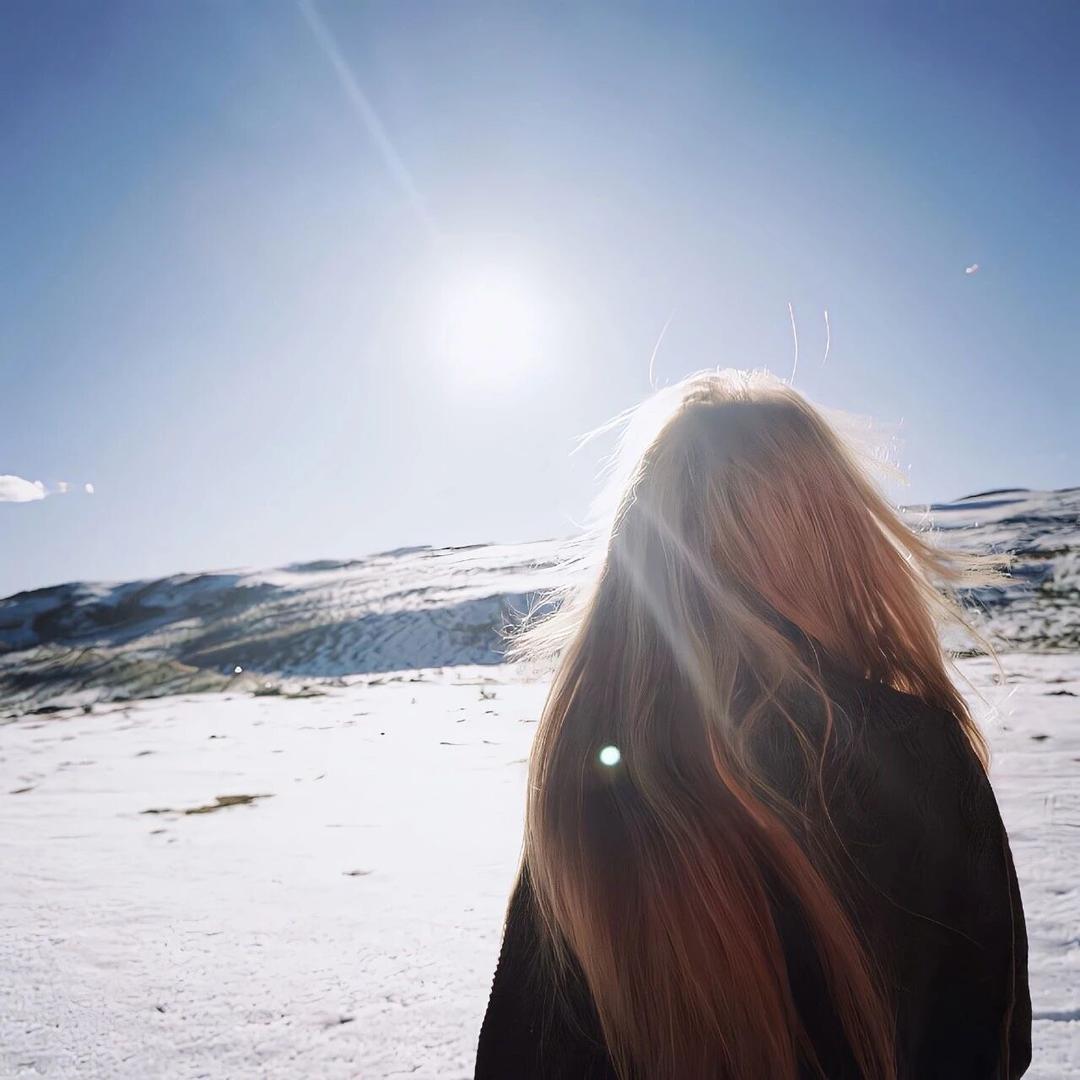 和月亮一起打盹儿