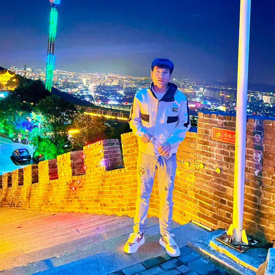 ☘️এ᭄ℳ๓無言°ꦿ⁵²º᭄: 🚬ᝰ