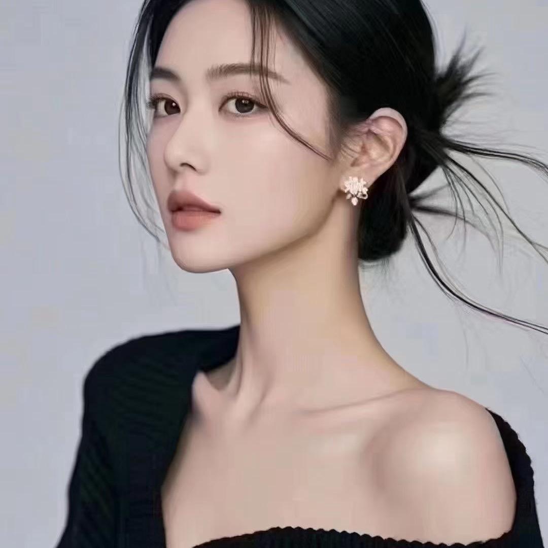 纹绣，雾眉