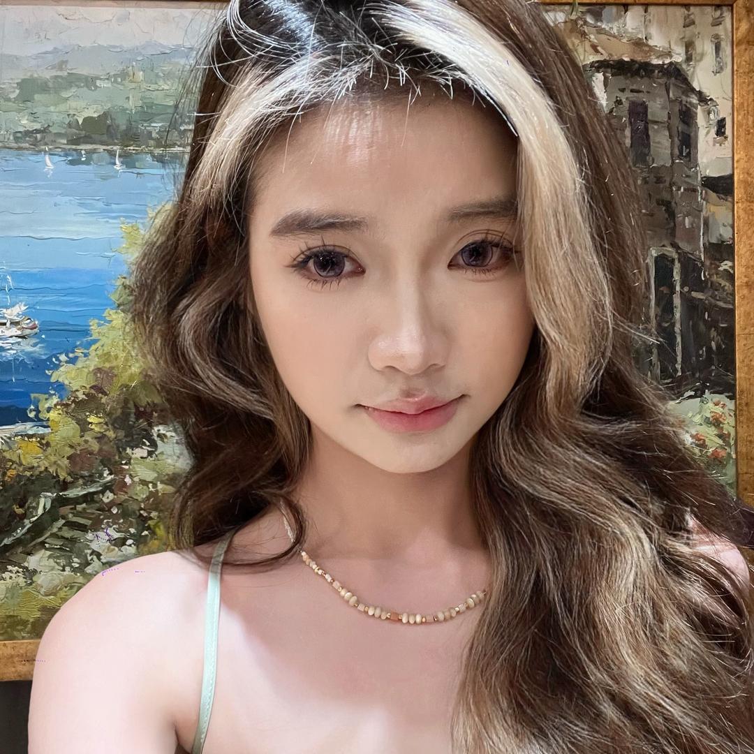 娜娜很辣