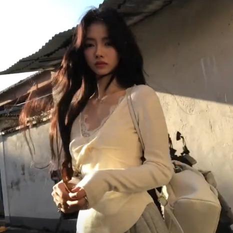 我是秋秋呀💓穿搭分享