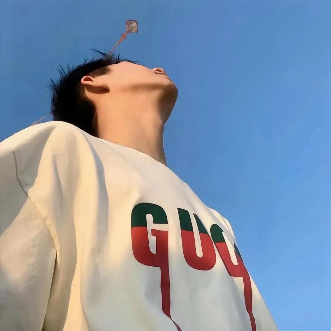 D、