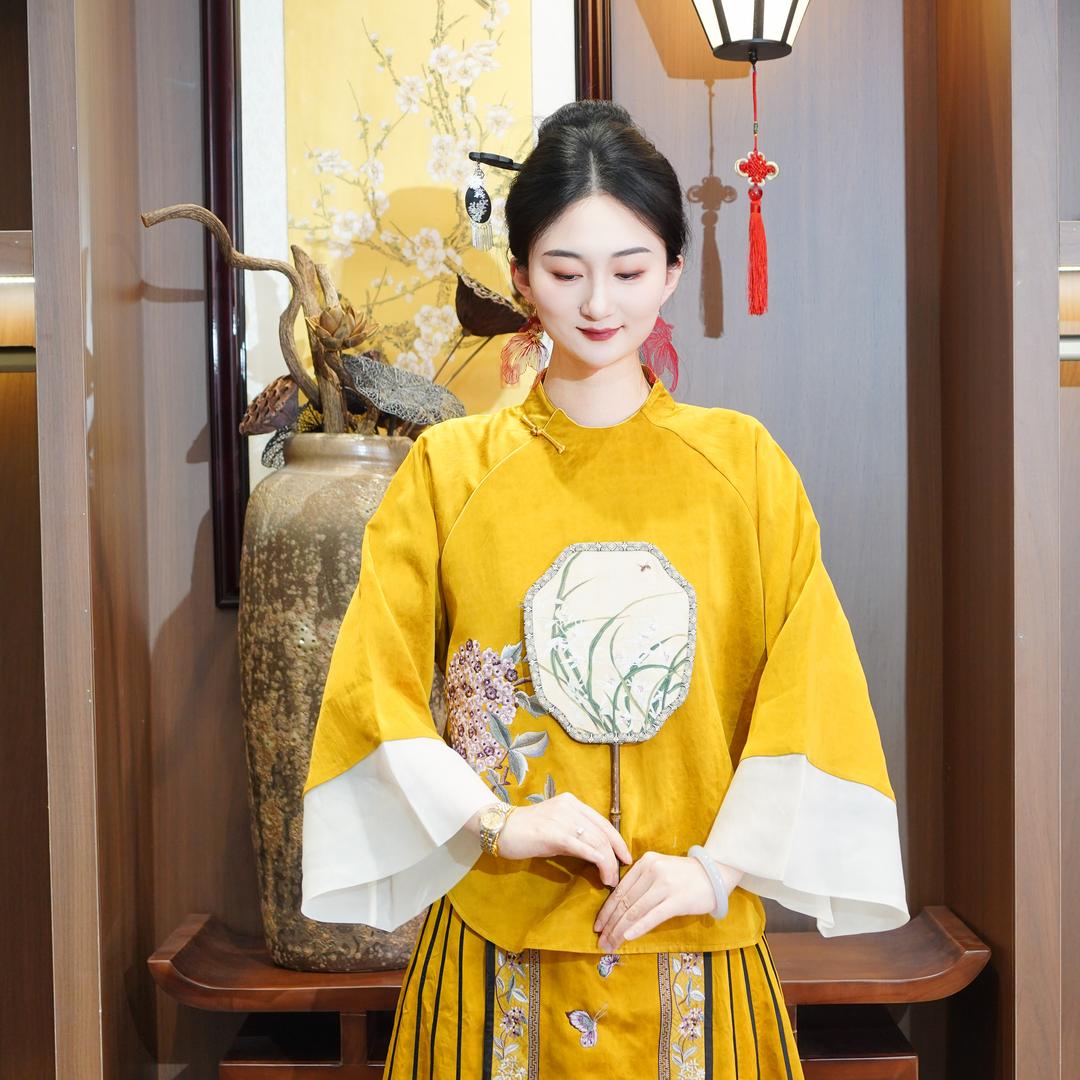 乐锦坊香云纱华服定制