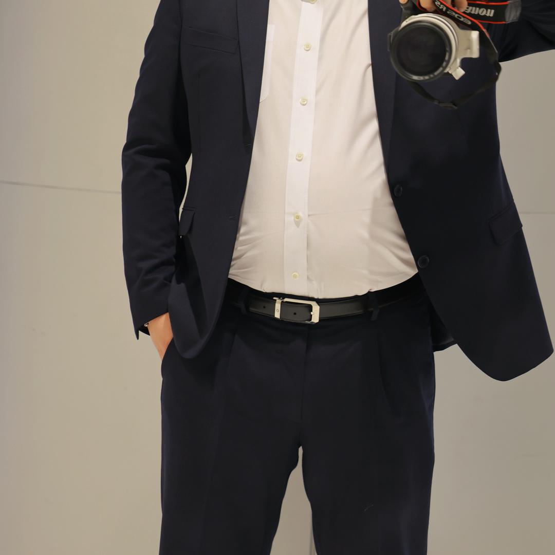Mr.Huang 黄