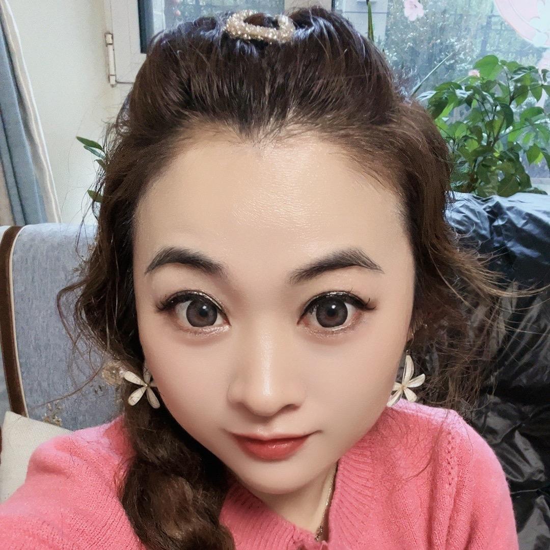 Angela霓裳