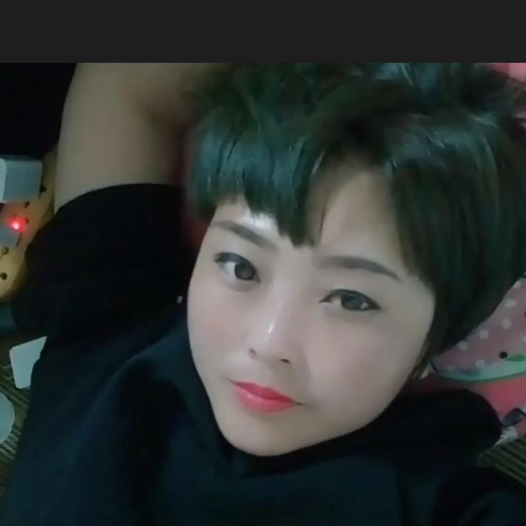 吉祥三宝莉莉